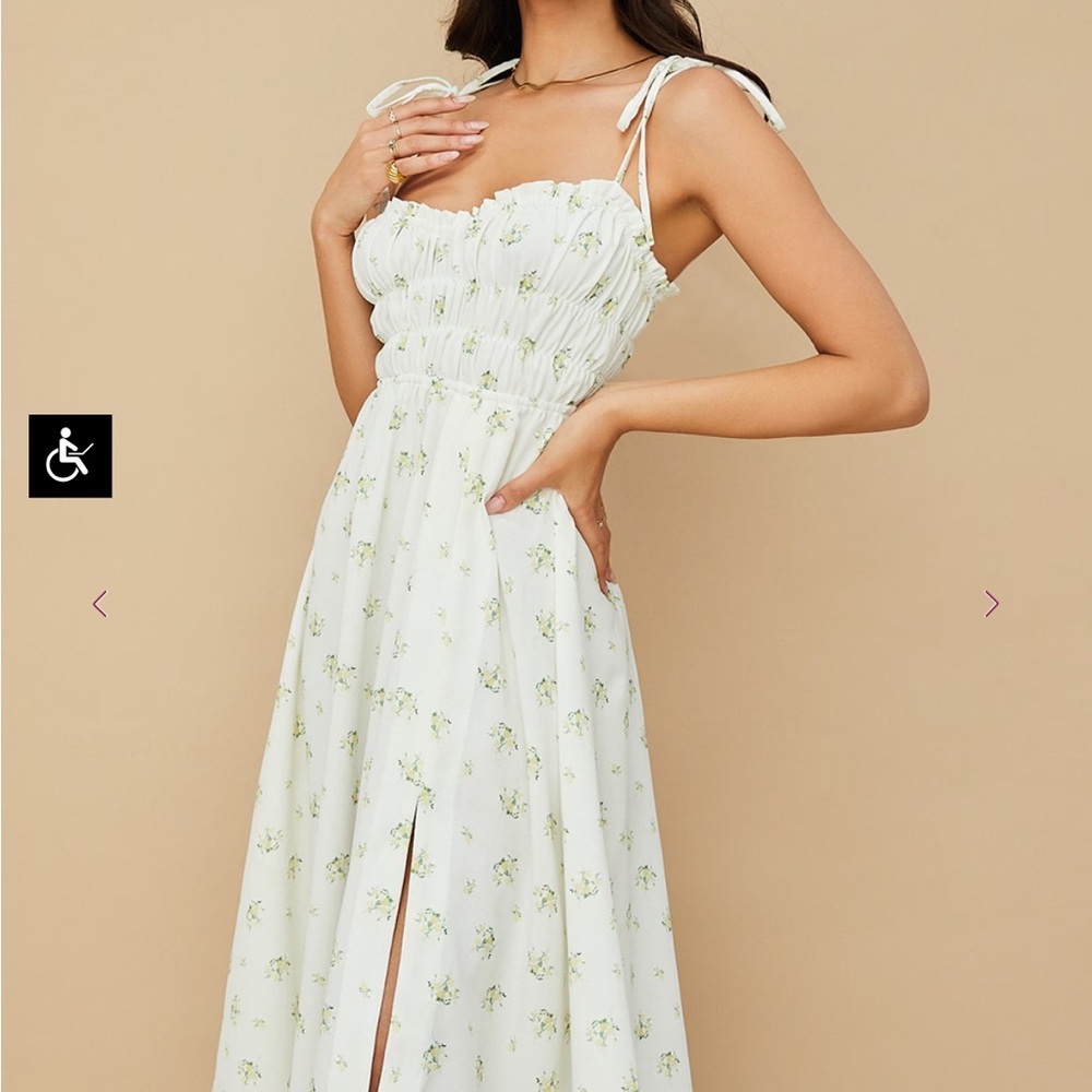 NWOT House of CB White Dress Floral Small